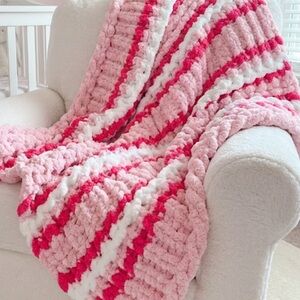 Super Chunky Handknitted Baby Blanket, Cozy Nursery Throw 32x38in